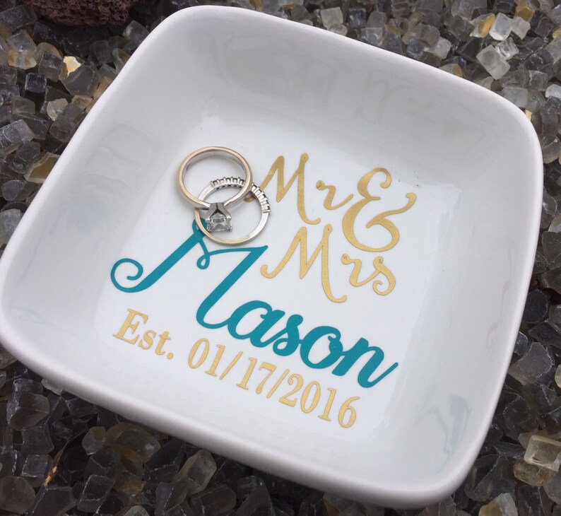 Custom Ring dish, personalized jewelry holder, personalized ring dish, newlyweds gift, bride to be gift, engagement dish