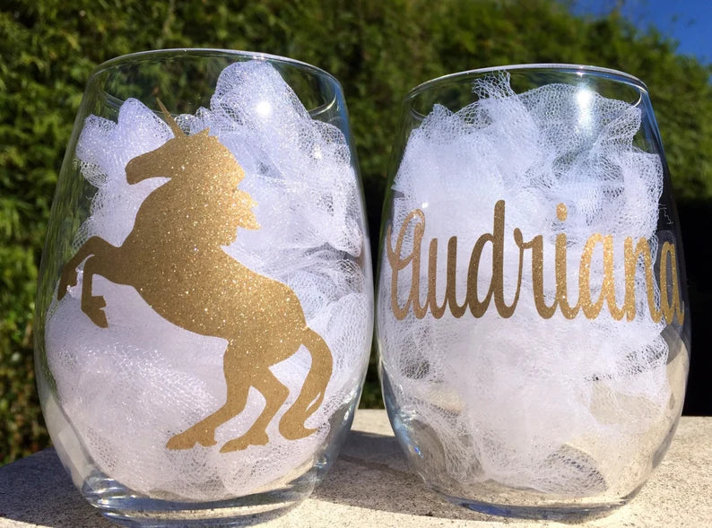 Unicorn glasses, unicorn wine glasses, unicorn bachelorette party, glitter unicorn glass, personalized unicorn glasses