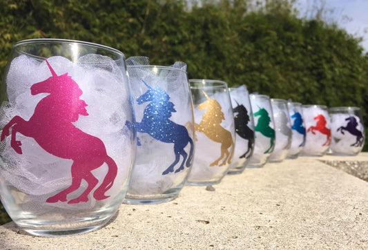 Unicorn glasses, unicorn wine glasses, unicorn bachelorette party, glitter unicorn glass, personalized unicorn glasses