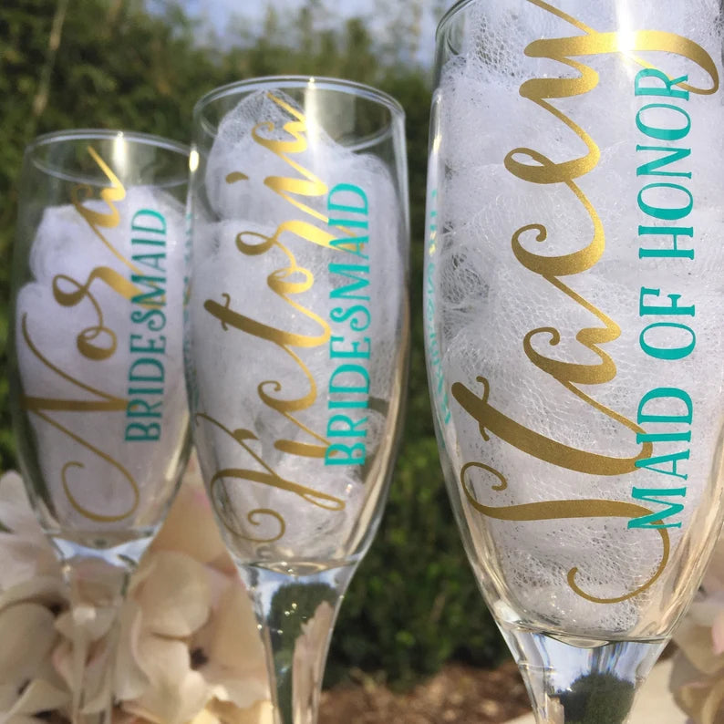 Personalized Bridesmaid Champagne Glasses / Bridesmaid Proposal Box / Personalized Wedding Party Gifts / Personalized Champagne Flute