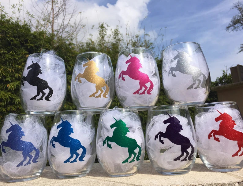 Unicorn glasses, unicorn wine glasses, unicorn bachelorette party, glitter unicorn glass, personalized unicorn glasses