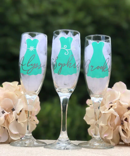 Wedding party glasses, personalized champagne glasses, bridesmaid proposal, custom champagne flutes, bridesmaid glasses, toasting flutes