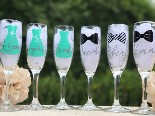 Wedding party glasses, personalized champagne glasses, bridesmaid proposal, custom champagne flutes, bridesmaid glasses, toasting flutes