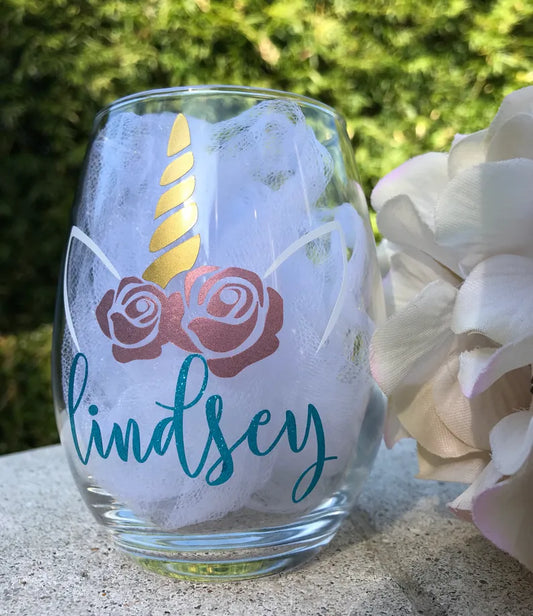 Unicorn glasses, unicorn wine glasses, unicorn bachelorette party, glitter unicorn glass, personalized unicorn glasses