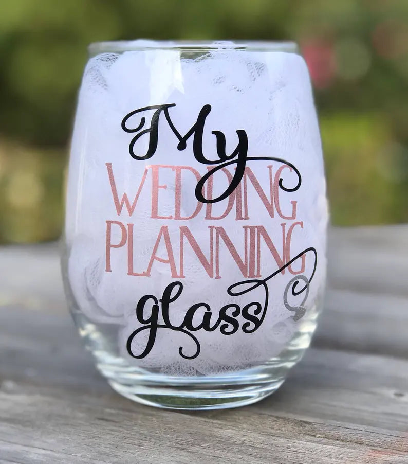 Wedding planning wine glass for bride to be, stemless wine glass engagement gift for bride, future mrs wine glass