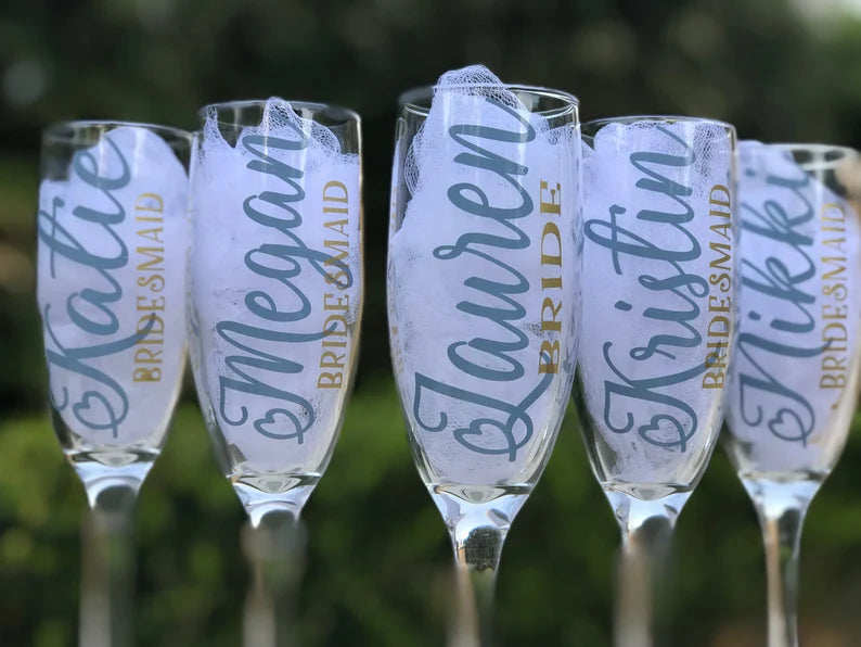 Bridesmaid Champagne Glasses / Bridesmaid Gifts / Personalized Wedding Party Gifts / Bridesmaid Glasses / Personalized Champagne Flute